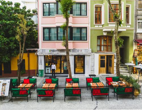 boutique hotels in Istanbul Surroundings