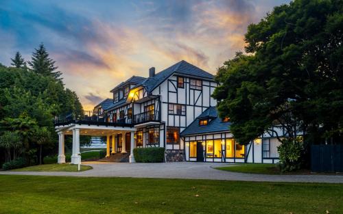 boutique hotels in Taupo