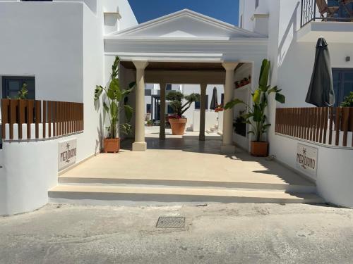 boutique hotels in Parasporos