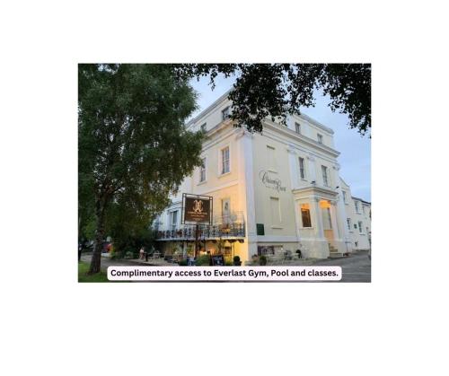 boutique hotels in Cheltenham