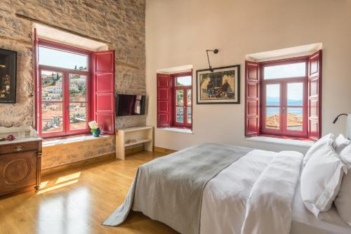 boutique hotels in Hydra