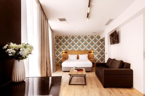 boutique hotels in Piraeus