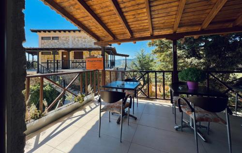 boutique hotels in Kato Trikala Korinthias