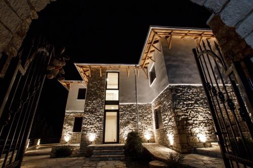 boutique hotels in Gjirokastër County