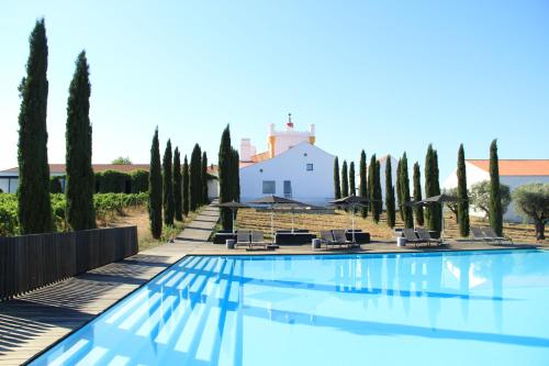 boutique hotels in Evora District