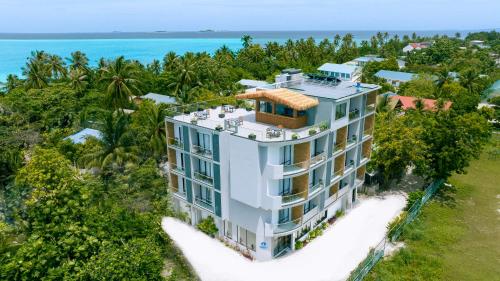 boutique hotels in Dhaalu Atoll