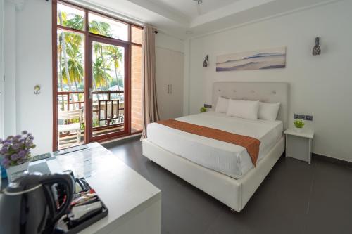 boutique hotels in Dhiffushi