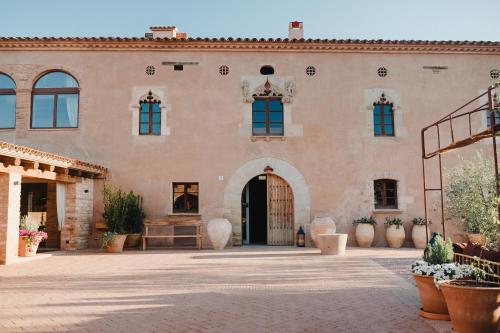 boutique hotels in Castelladral