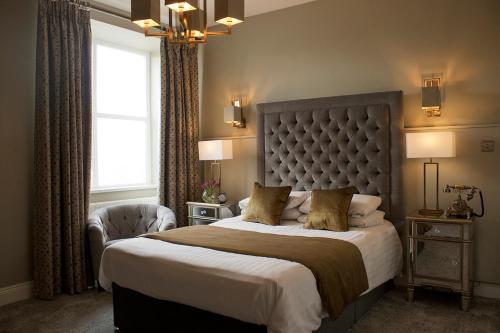 boutique hotels in Antrim County