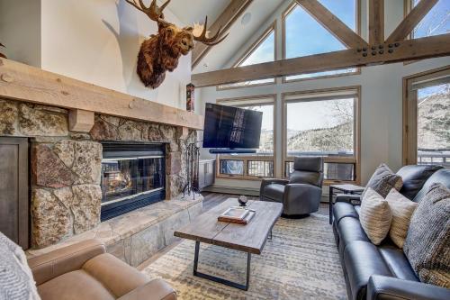 boutique hotels in Roosevelt National Forest