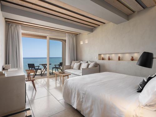 boutique hotels in West Crete