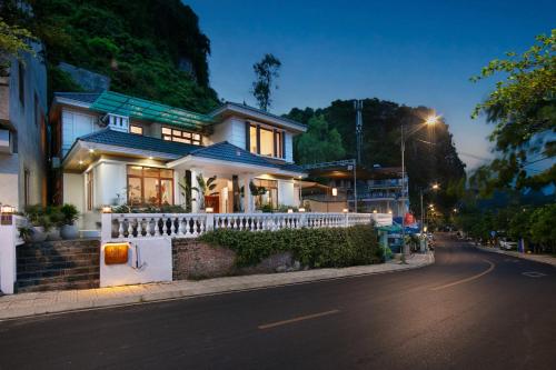 boutique hotels in Ha Long