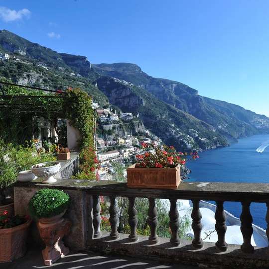 boutique hotels in Positano