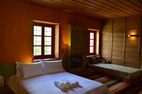 boutique hotels in Aristi