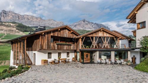 boutique hotels in Val Badia