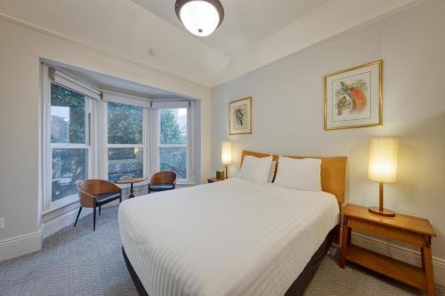 boutique hotels in Alamo Square