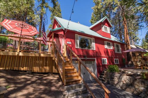 boutique hotels in Yosemite National Park Summer