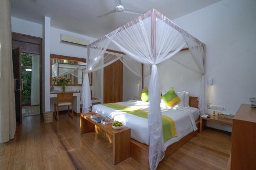 boutique hotels in Bentota Region