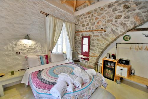 boutique hotels in Hydra