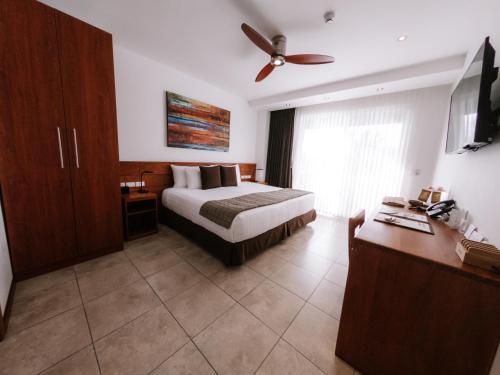 boutique hotels in Isabela Island