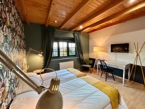 boutique hotels in Santiago'S Route