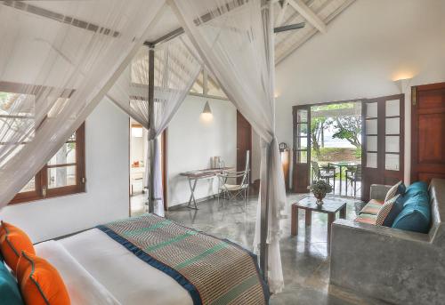 boutique hotels in Unawatuna