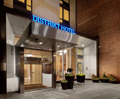 boutique hotels in Midtown West