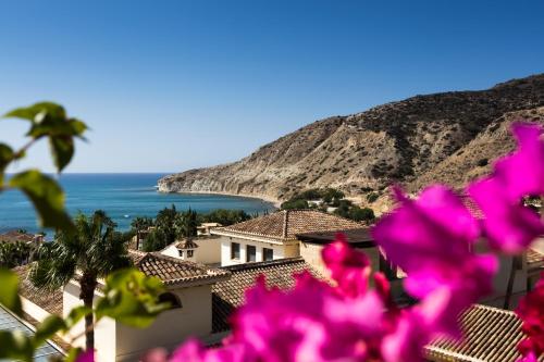 boutique hotels in Pissouri