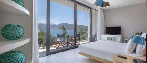 boutique hotels in Torba