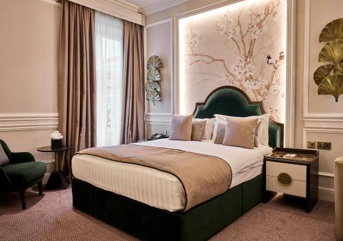 boutique hotels in Kew