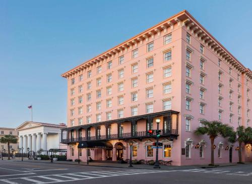 boutique hotels in Charleston Area