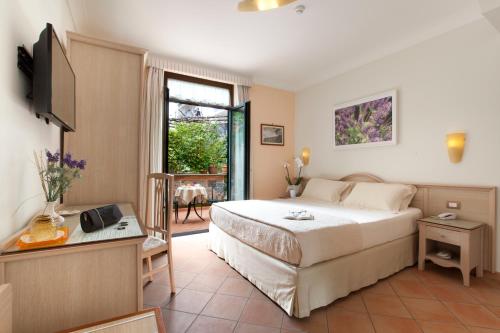 boutique hotels in Sorrento Coast