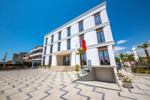 boutique hotels in Tirana County