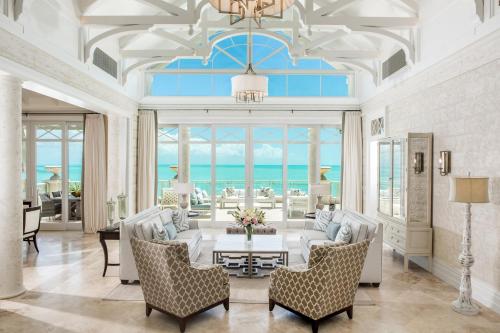 boutique hotels in Grace Bay