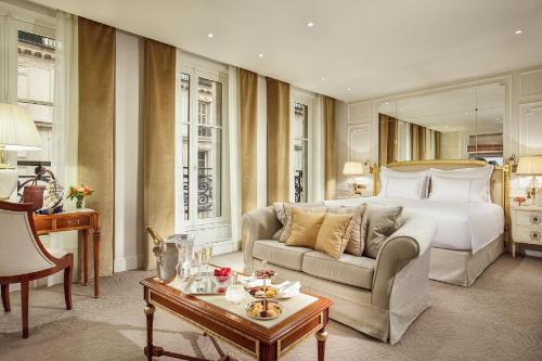 boutique hotels in 8Th Arrondissement