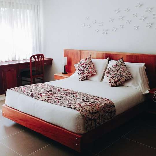 boutique hotels in Salamina