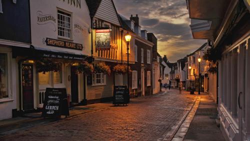 boutique hotels in Kent Downs