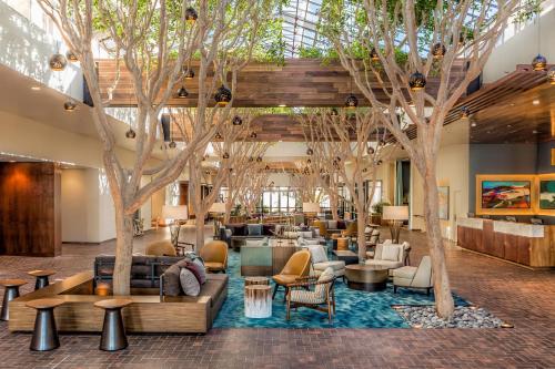 boutique hotels in Monterey