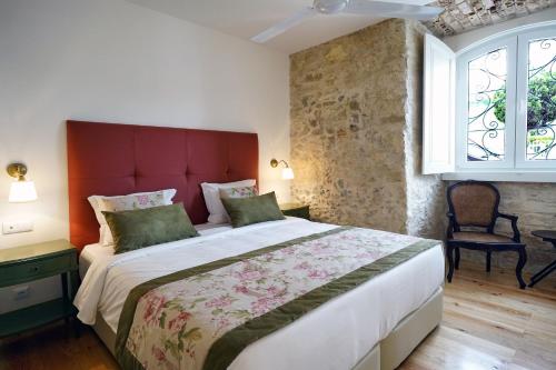 boutique hotels in Estrela