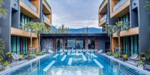 boutique hotels in Kamala Beach