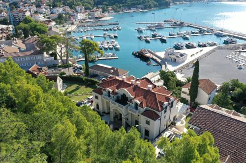 boutique hotels in Herceg Novi County