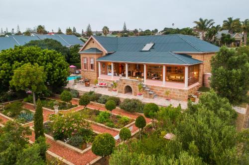 boutique hotels in Klein Karoo