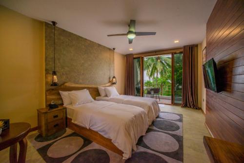 boutique hotels in Baa Atoll