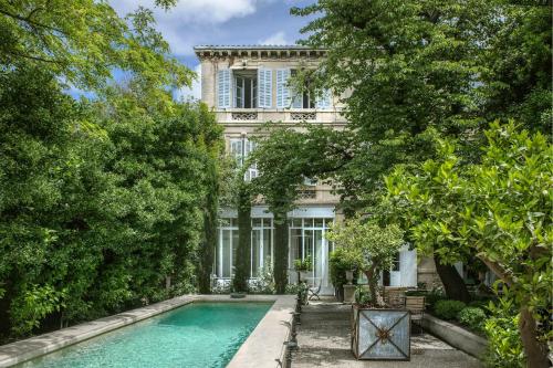 boutique hotels in Arles