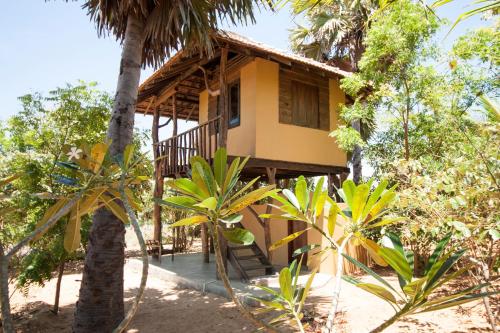 boutique hotels in Ampara District