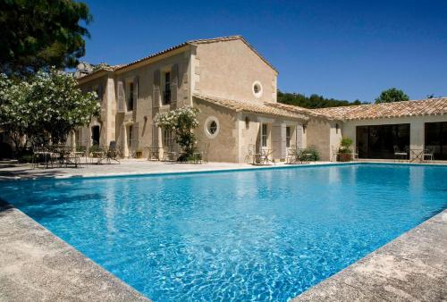 boutique hotels in Les Baux-De-Provence