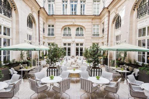 boutique hotels in 8Th Arrondissement