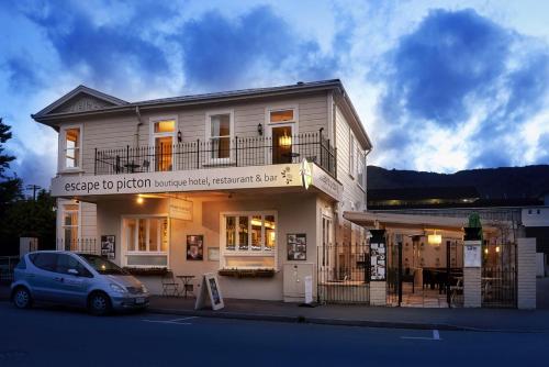 boutique hotels in Marlborough Sounds