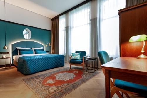 Amsterdam Luxury Hotels