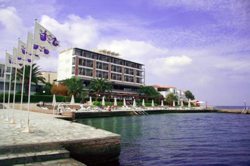 boutique hotels in Leonídion